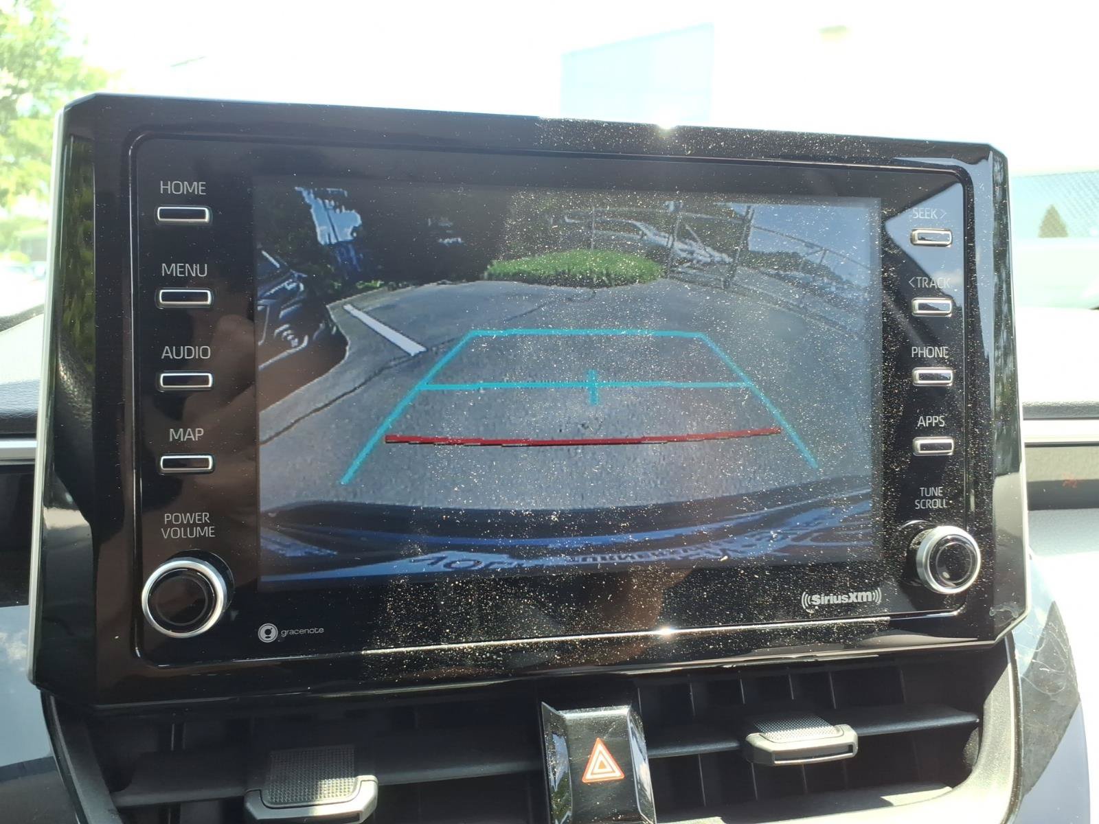 Used 2021 Toyota Corolla LE w/ Carpet Mat Package (TMS) FWD image 18
