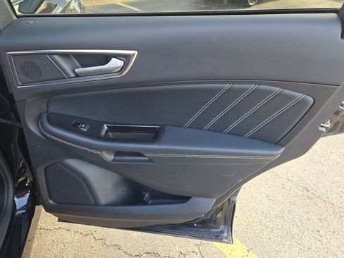 Used 2019 Ford Edge ST w/ Convenience Package image 8