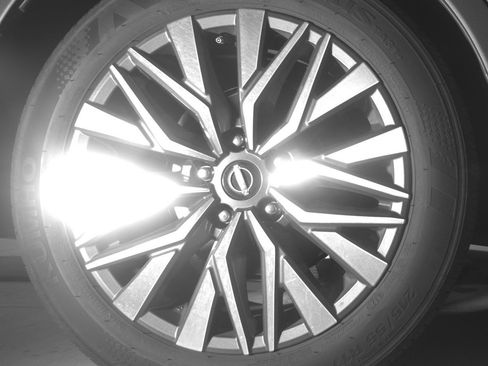 Used 2025 Nissan Altima 2.5 SV image 15