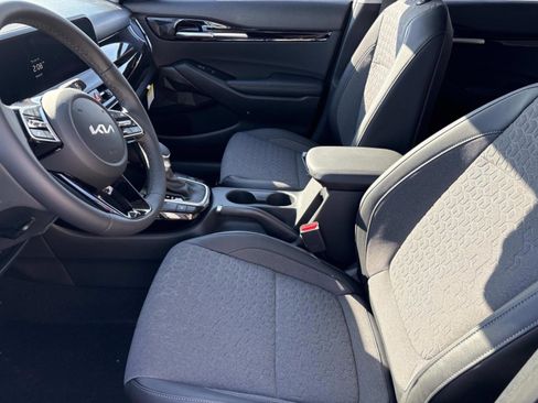 New 2026 Kia Seltos S image 21