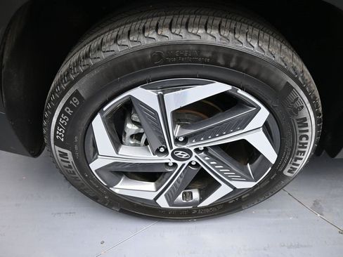 Certified 2022 Hyundai Tucson Limited image 12