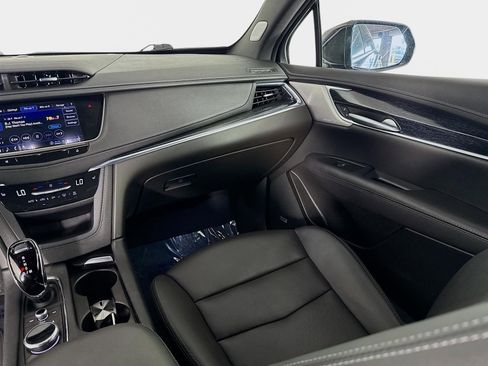 Used 2023 Cadillac XT5 Premium Luxury image 27