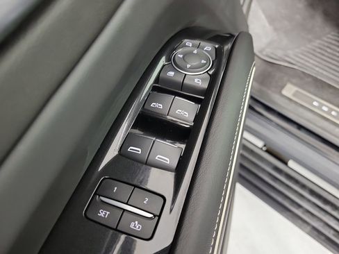 Certified 2023 Cadillac Escalade ESV Sport w/ LPO, ONYX Package image 22