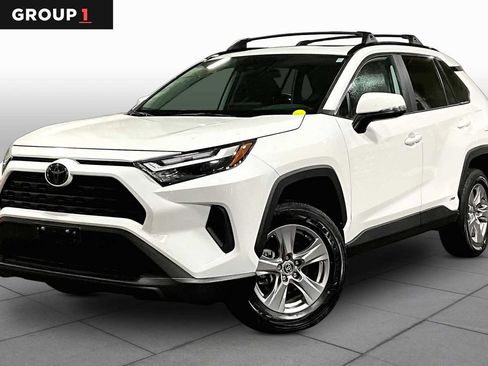 Used 2025 Toyota RAV4 XLE w/ Convenience Package image 1