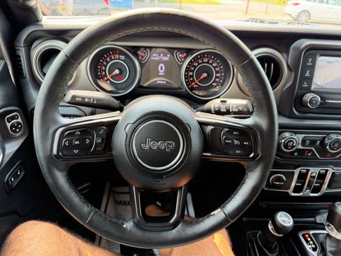 Used 2018 Jeep Wrangler Unlimited Sport S AWD/4WD image 70