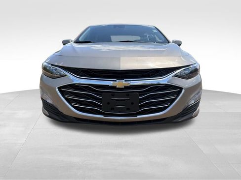 Used 2023 Chevrolet Malibu LT image 9