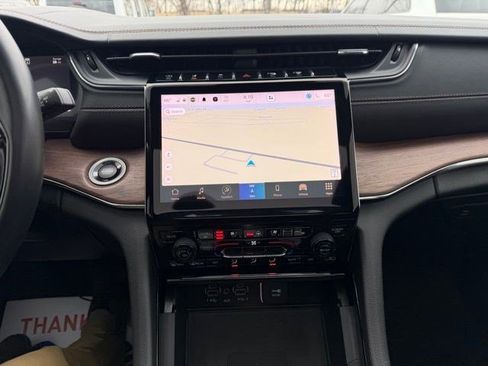 Used 2023 Jeep Grand Cherokee Summit w/ Adv Protech Group IV image 17