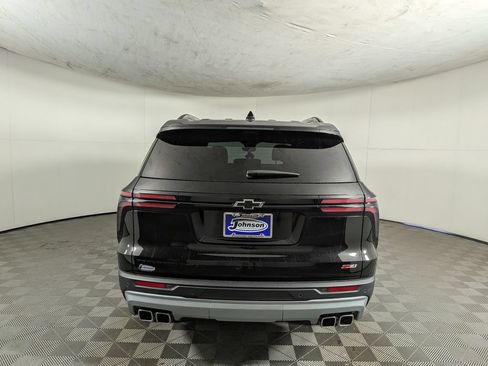 Certified 2024 Chevrolet Traverse Z71 w/ Enhanced Driving Package AWD/4WD image 9