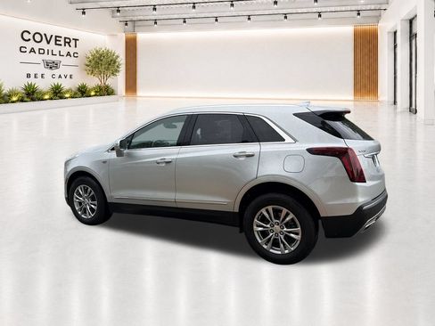 Used 2020 Cadillac XT5 Premium Luxury FWD image 7
