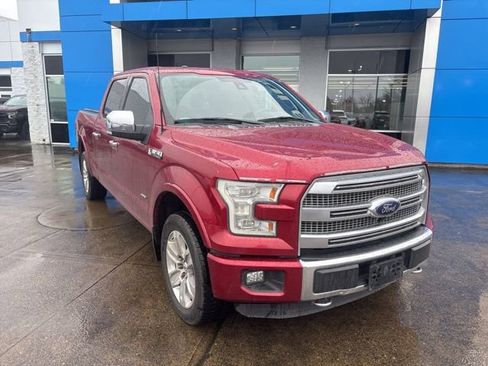 Used 2015 Ford F150 Platinum w/ Equipment Group 701A Luxury image 2