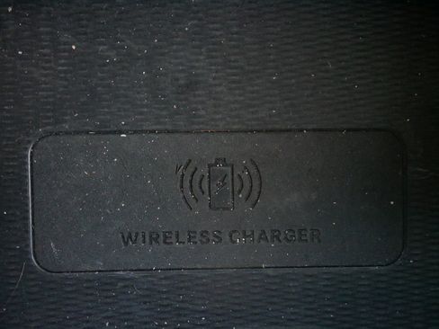 Used 2023 Jeep Grand Cherokee Limited w/ Luxury Tech Group II image 34