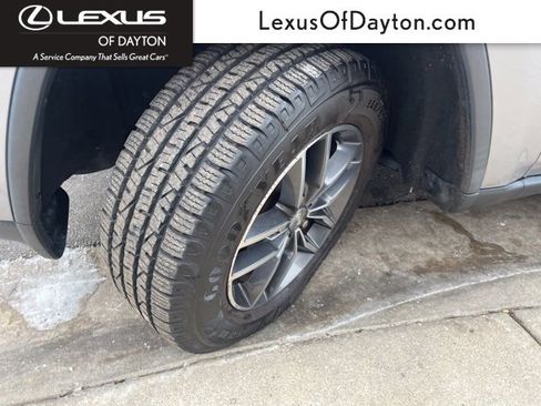 Used 2017 Jeep Grand Cherokee Limited w/ Luxury Group II image 10