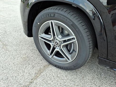 New 2026 Mercedes-Benz GLE 450 4MATIC Coupe image 9