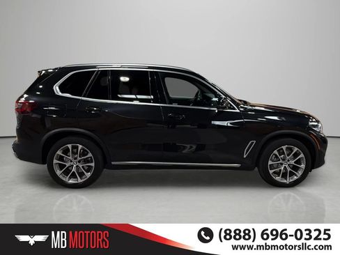 Used 2022 BMW X5 xDrive40i AWD/4WD image 5