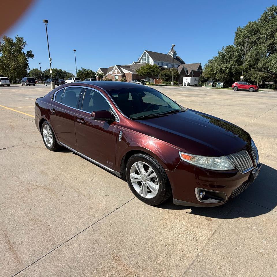 Used 2010 Lincoln MKS FWD image 6