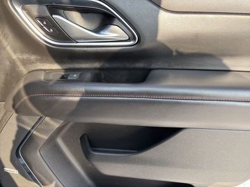 Used 2022 Chevrolet Tahoe RST w/ Luxury Package image 37