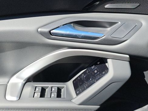Certified 2025 Audi Q5 Premium w/ Premium Plus AWD/4WD image 20