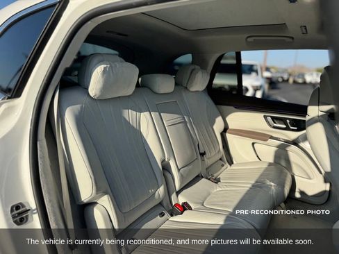 Used 2023 Mercedes-Benz EQS 580 4MATIC SUV image 13