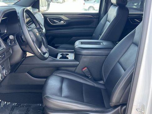 Used 2024 Chevrolet Tahoe LT image 13
