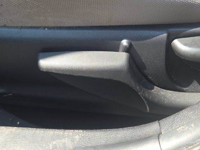 Used 2018 Toyota Corolla LE w/ Carpet Mat Package (TMS) FWD image 19