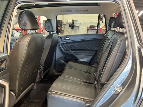 Used 2022 Volkswagen Tiguan SE image 35