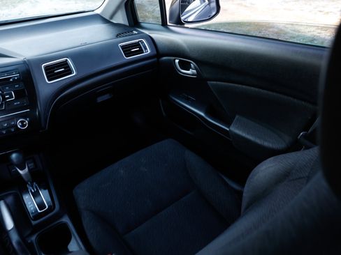 Used 2013 Honda Civic LX image 22
