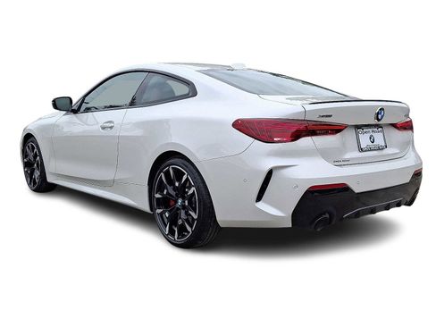 Used 2025 BMW 430i xDrive Coupe w/ M Sport Package image 4