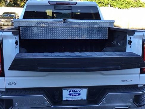 Used 2020 GMC Sierra 1500 SLT w/ SLT Premium Plus Package image 12