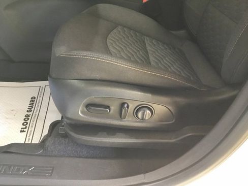 Used 2021 Chevrolet Equinox LT image 26