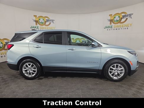 Certified 2022 Chevrolet Equinox LT image 10