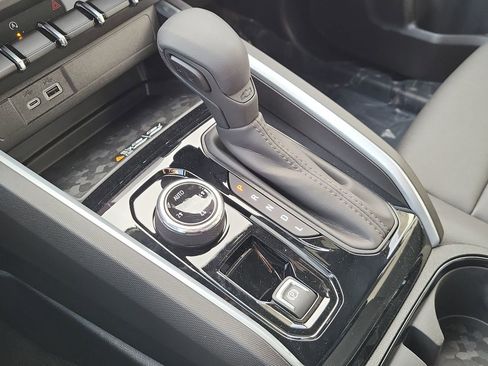 New 2025 Chevrolet Colorado Trail Boss w/ Midnight Edition image 22