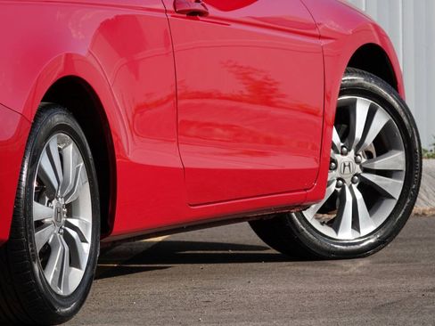 Used 2009 Honda Accord LX-S image 32