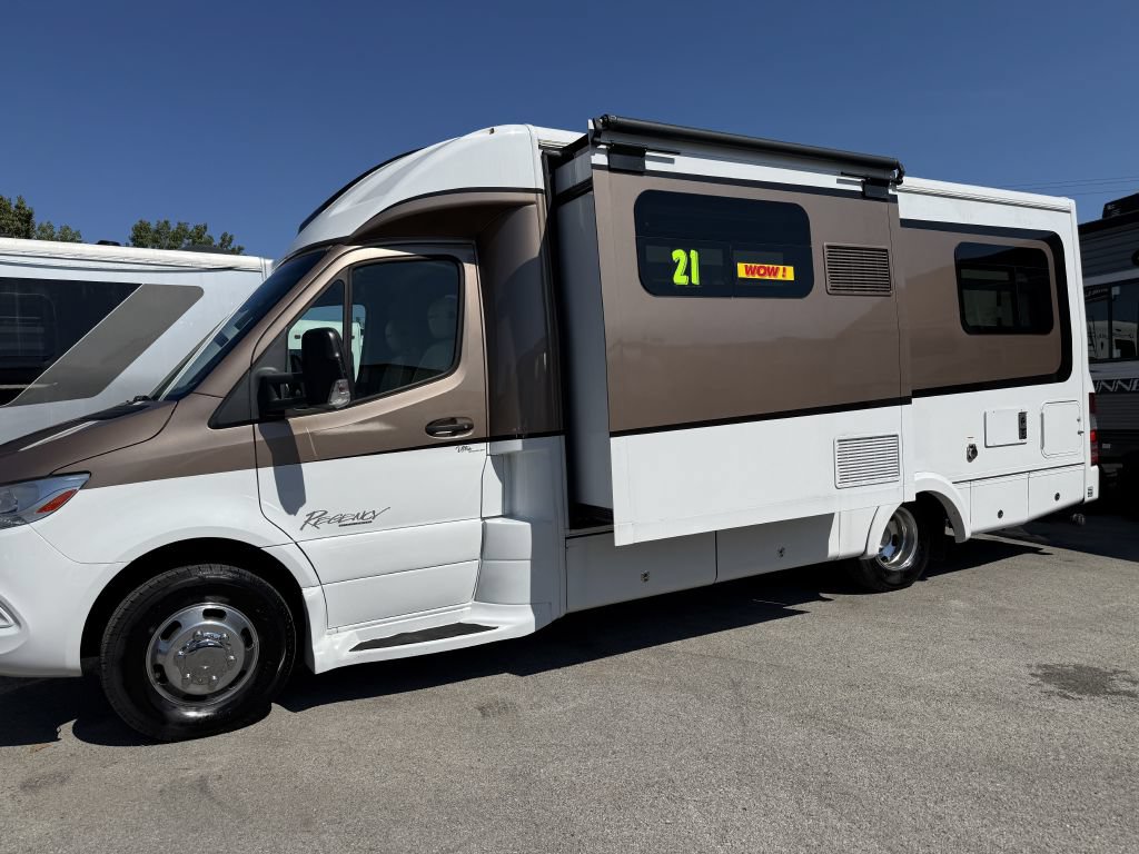 Used 2019 Mercedes-Benz Sprinter 170 image 3