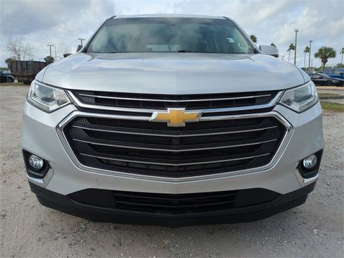 Used 2018 Chevrolet Traverse LT image 9