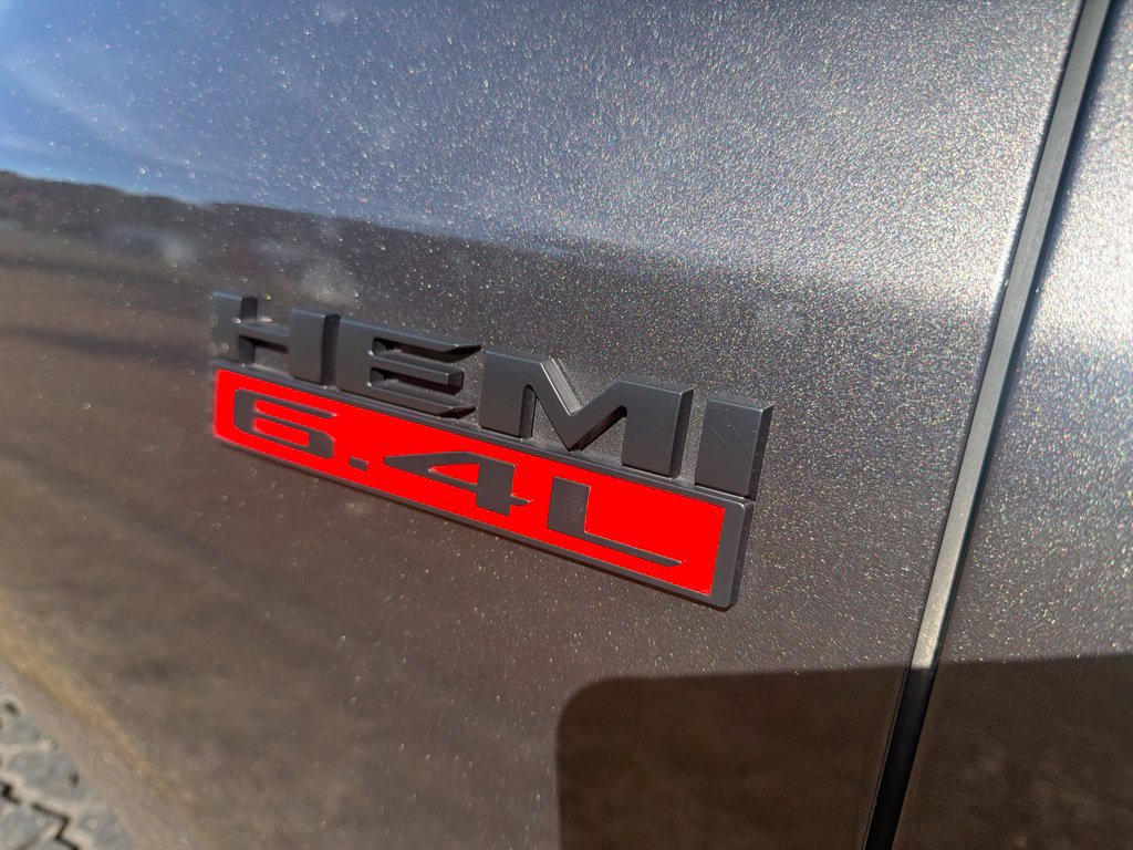 Used 2022 RAM 2500 Big Horn w/ Night Edition AWD/4WD image 19