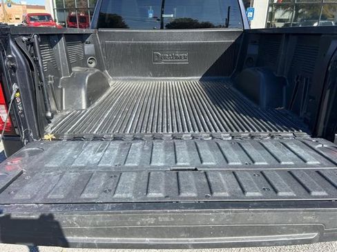 Used 2025 GMC Sierra 1500 SLT image 10