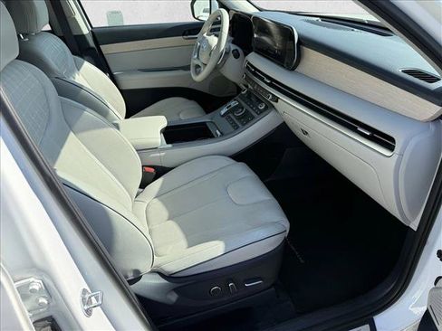Used 2023 Hyundai Palisade Limited FWD image 25