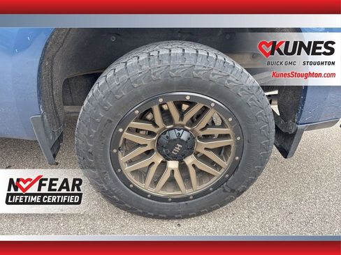 Used 2024 Chevrolet Silverado 1500 High Country AWD/4WD image 18
