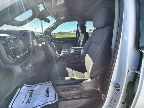 Certified 2024 GMC Sierra 1500 Elevation image 18