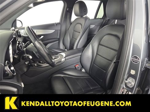 Used 2019 Mercedes-Benz GLC 350e 4MATIC image 15