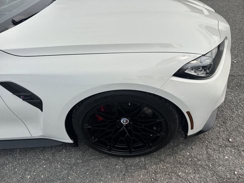 Used 2023 BMW M3 Competition w/ M Carbon Exterior Package image 4