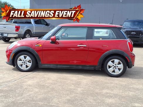 Used 2014 MINI Cooper 2-Door Hardtop FWD image 5