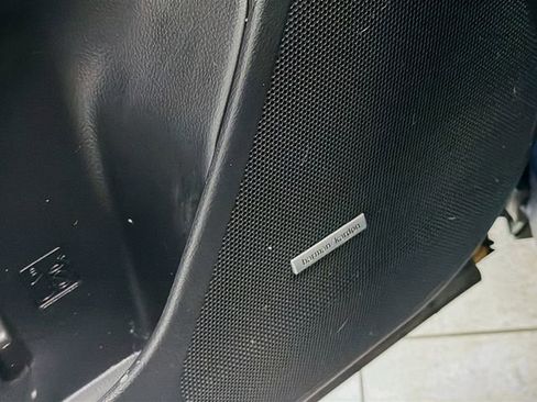 Used 2017 Subaru Forester 2.5i Touring image 19