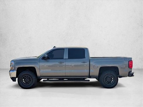 Used 2017 Chevrolet Silverado 1500 LT w/ All Star Edition AWD/4WD image 18