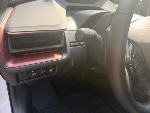 Used 2024 Toyota Prius Prime Premium w/ Advanced Technology Package FWD image 24