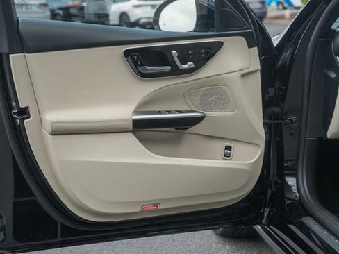 Certified 2025 Mercedes-Benz C 300 4MATIC Sedan image 36