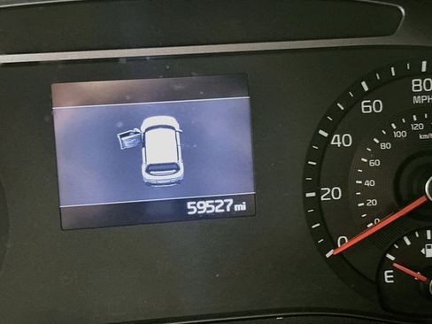 Used 2022 Kia Soul LX FWD image 18