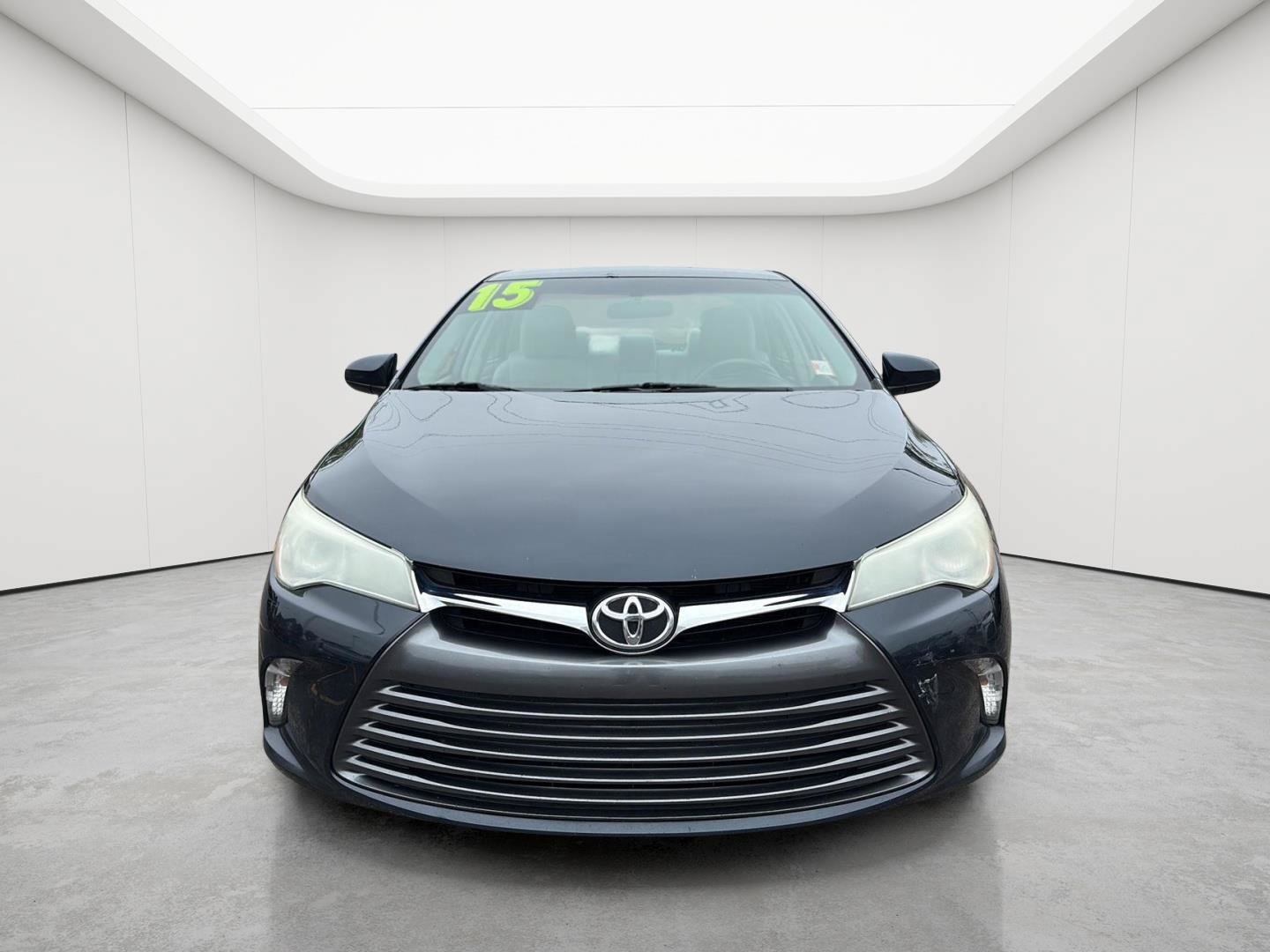 Used 2015 Toyota Camry FWD image 27