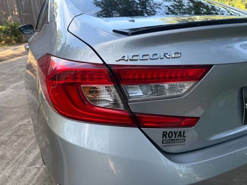Used 2021 Honda Accord Sport image 17