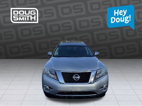 Used 2015 Nissan Pathfinder Platinum w/ Cargo Package image 8